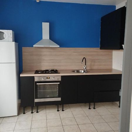 Meximieux Apartamento Exterior foto